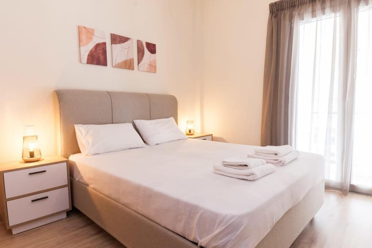Brand New 2 Bedroom Haven Apt In Galatsi Athen Eksteriør billede